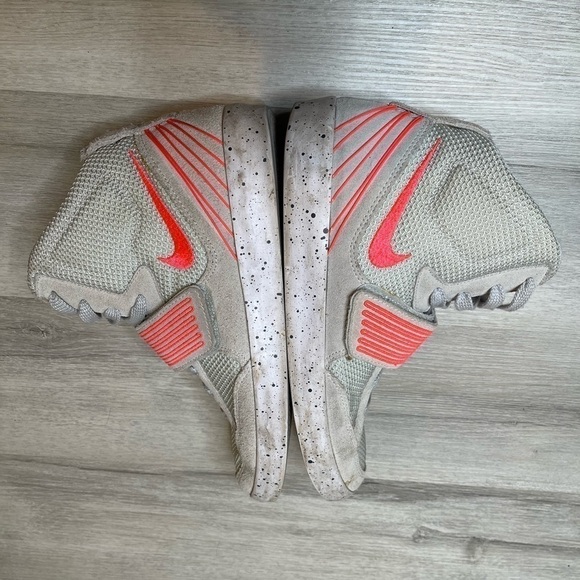 Nike SkyStepper Strap Pure Platinum Atomic Red Basketball Shoes Sneakers 9.5 - Picture 8 of 11